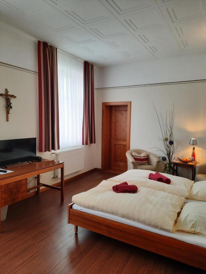 Gaestehaus Schweiklberg Vilshofen an der Donau Extérieur photo